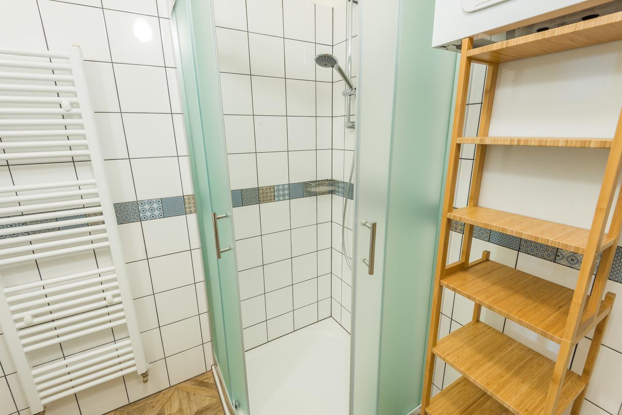 פראג Riverside Apartment With A Balcony מראה חיצוני תמונה